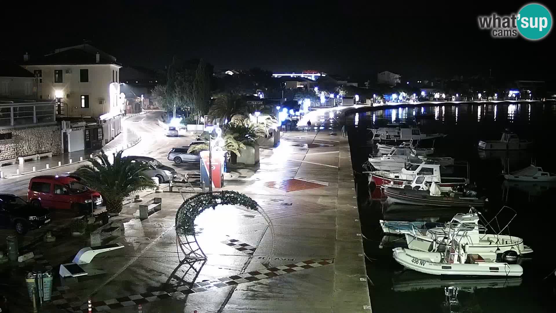 Novalja spletna kamera promenada