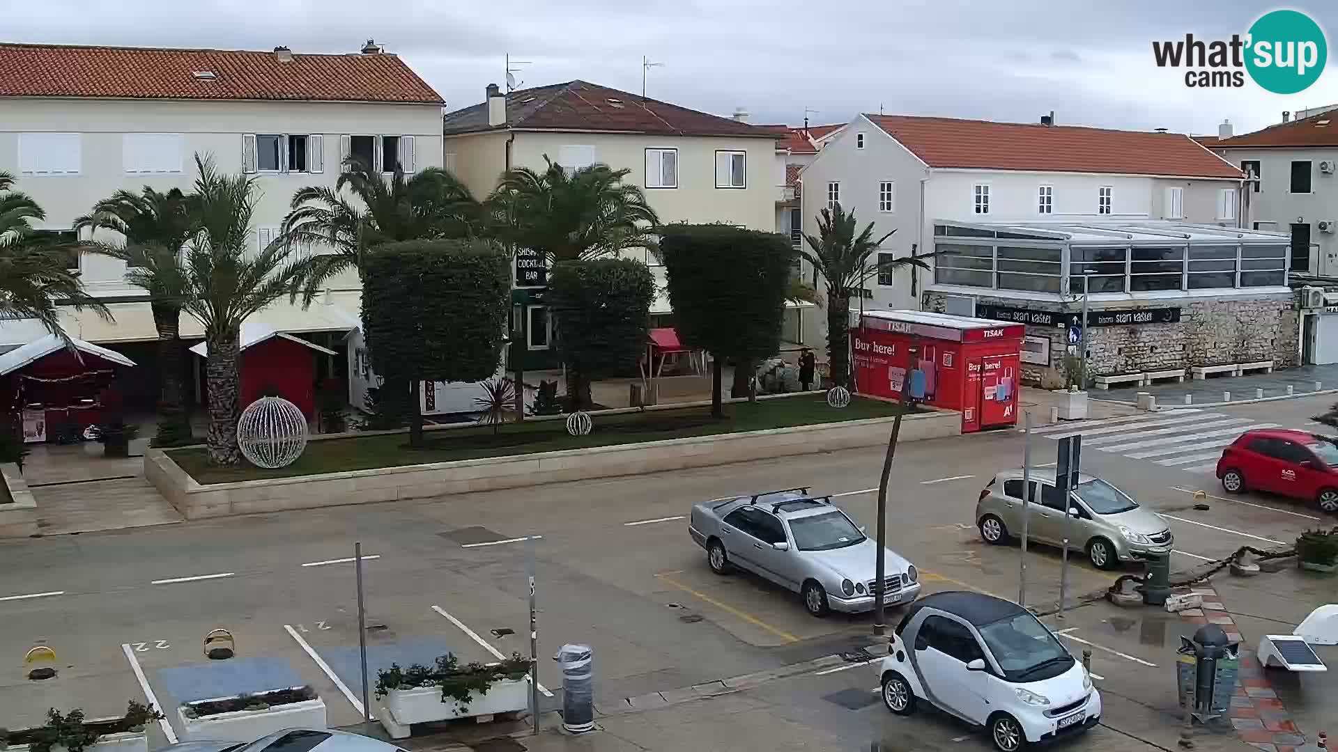 Web kamera Novalja promenada