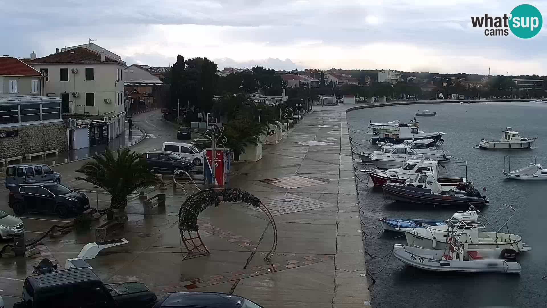 Webcam Novalja seaside promenade