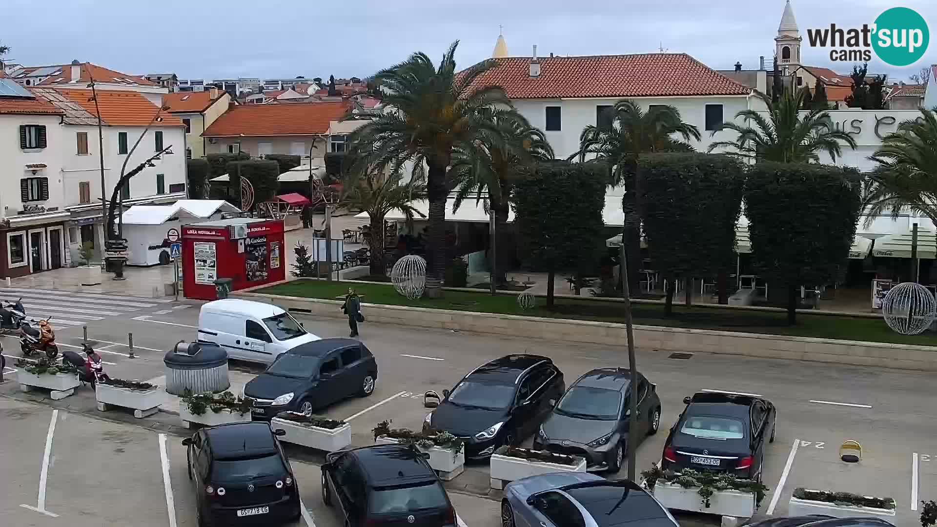 Webcam Novalja seaside promenade