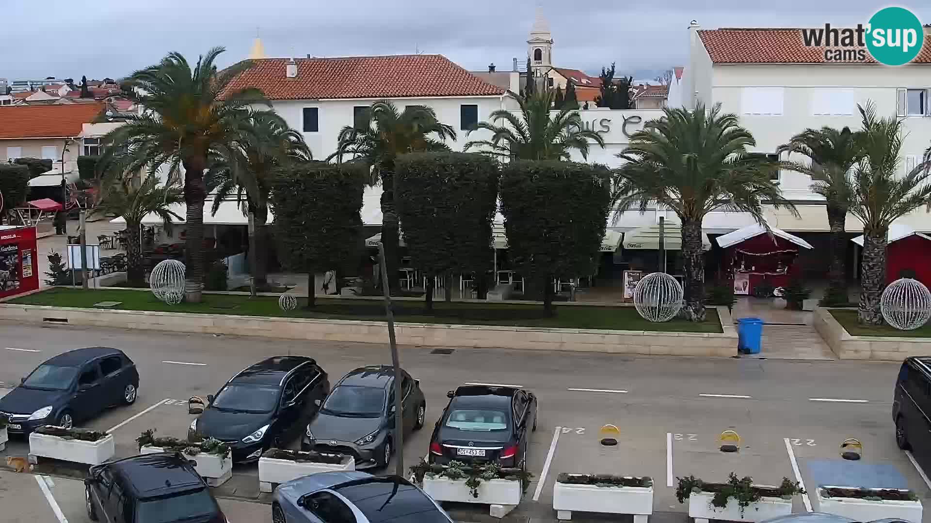 Webcam Novalja seaside promenade
