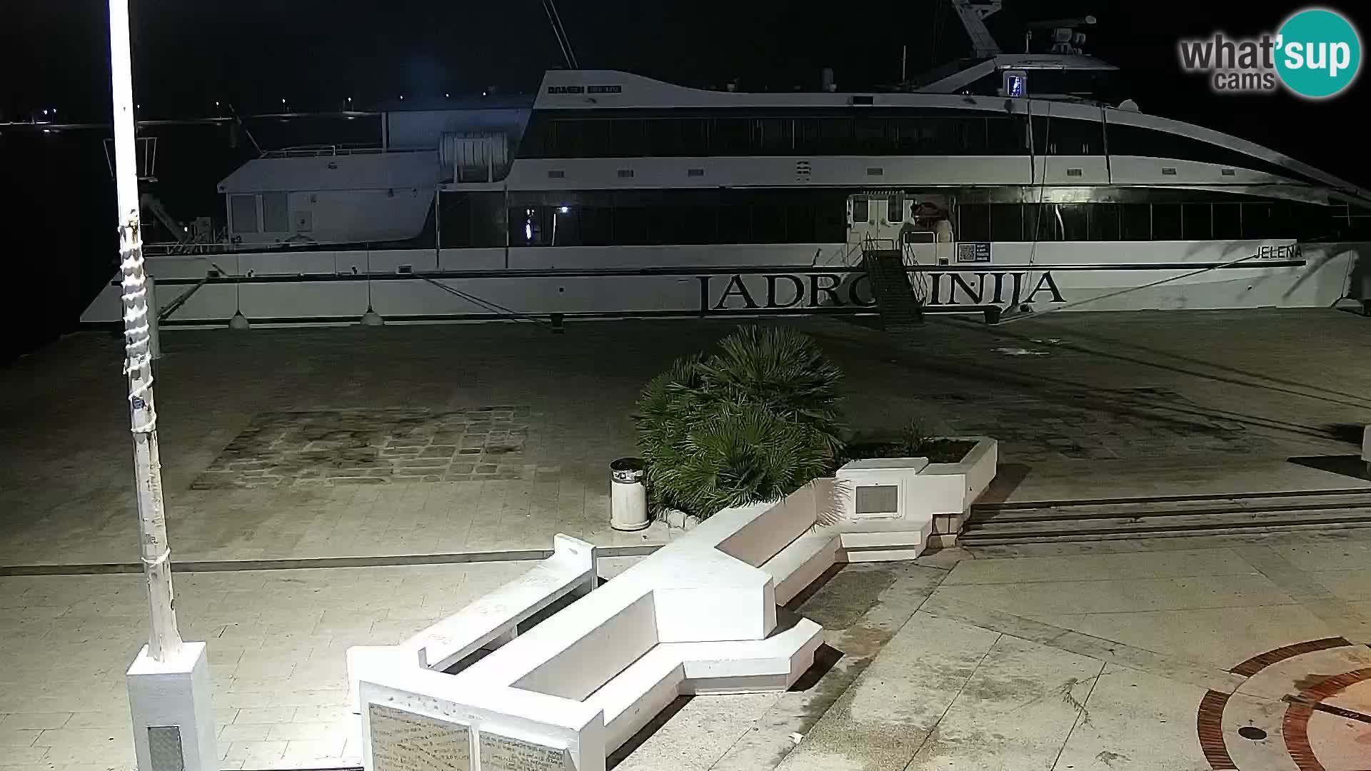 Livecam Promenade a Novalja