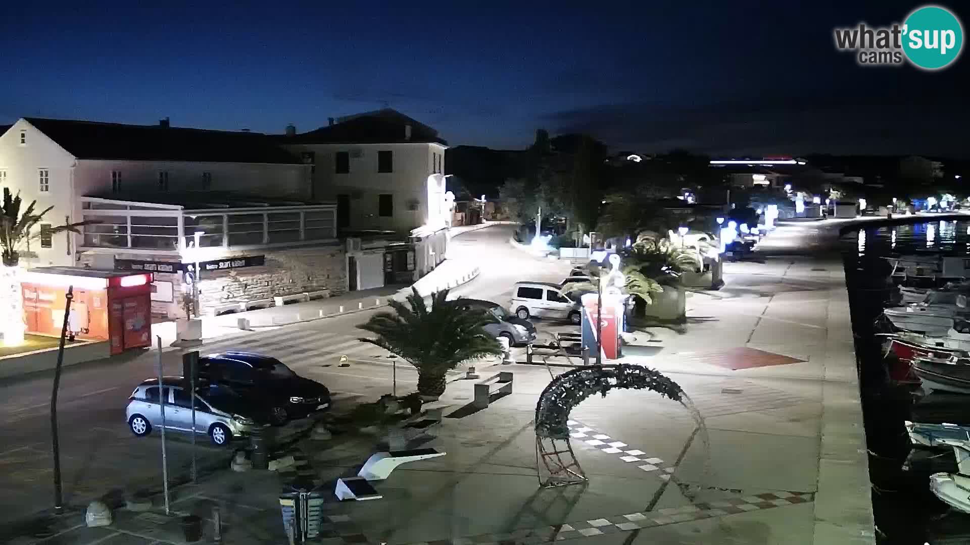 Novalja spletna kamera promenada