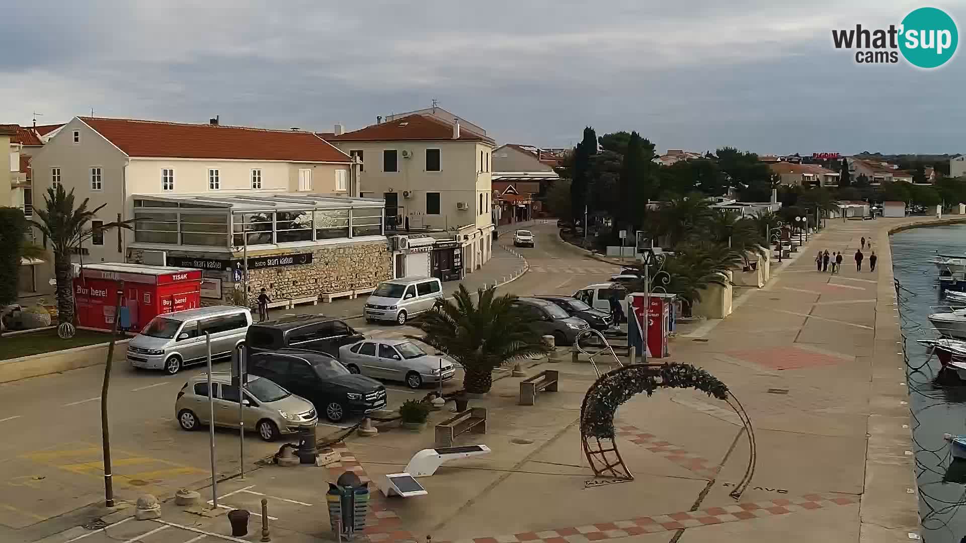 Webcam Novalja seaside promenade