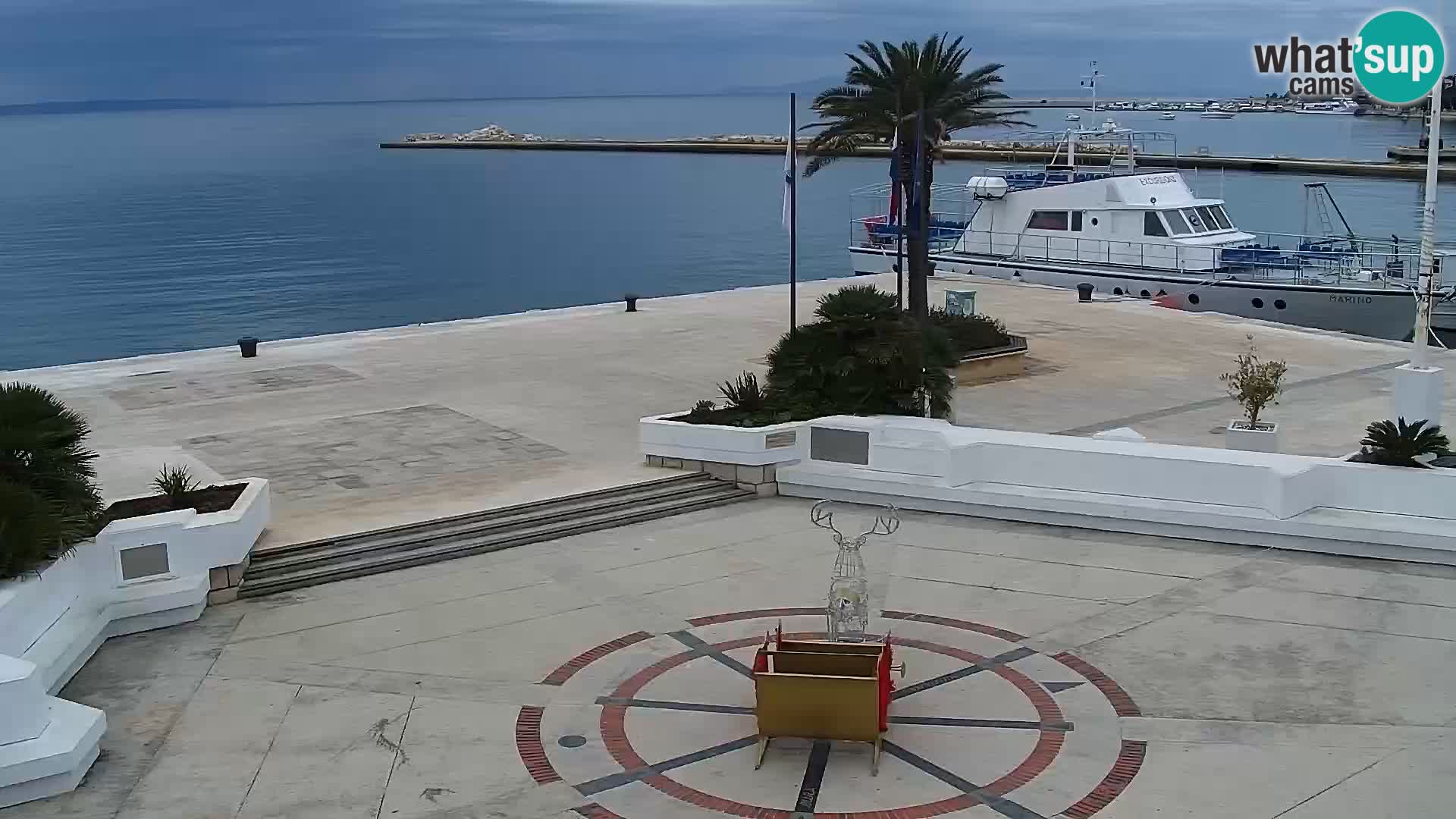 Novalja spletna kamera promenada