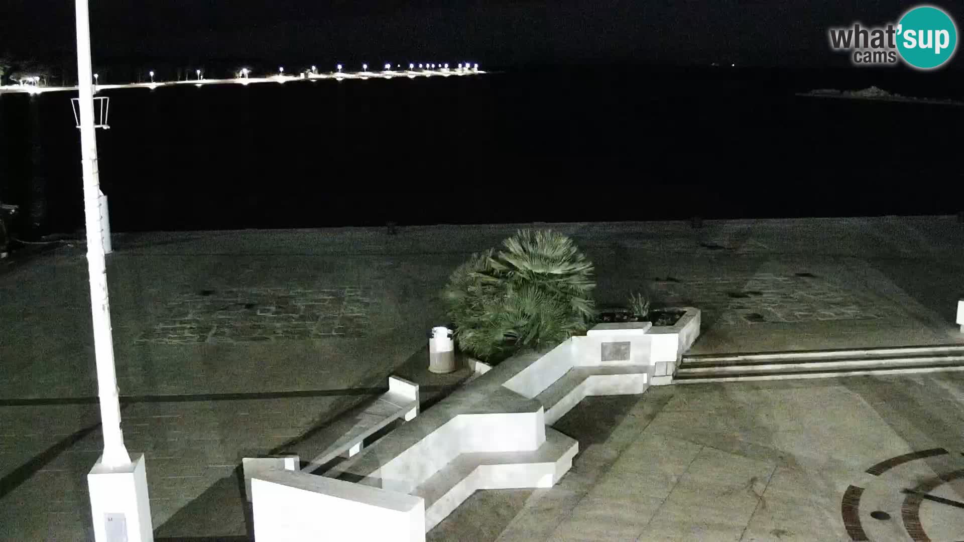 Livecam Promenade a Novalja