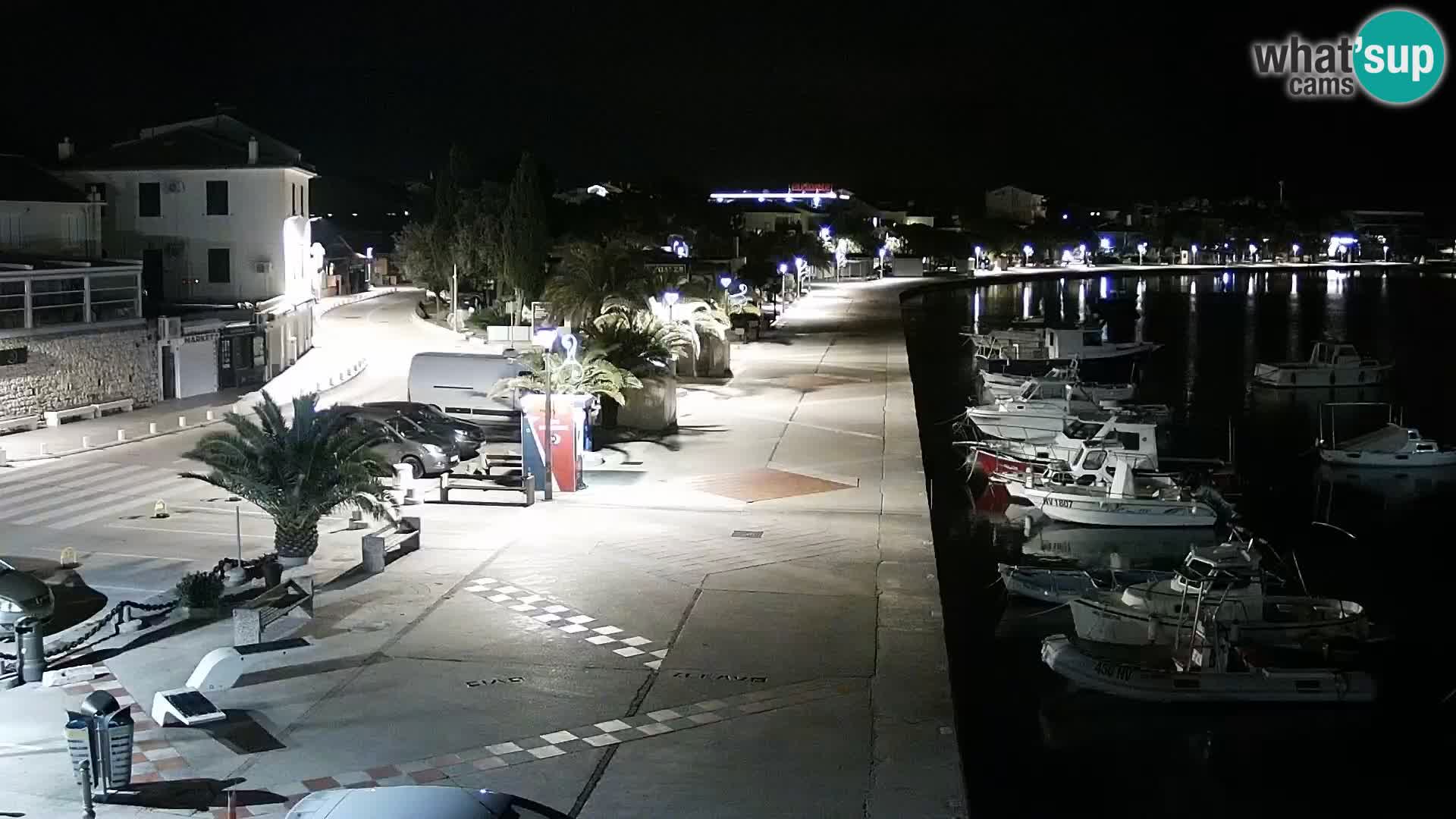 Web kamera Novalja promenada