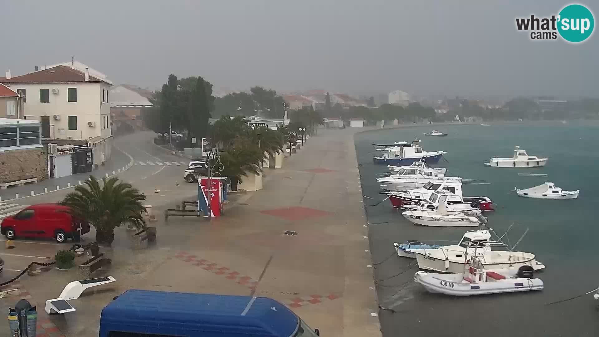 Web kamera Novalja promenada