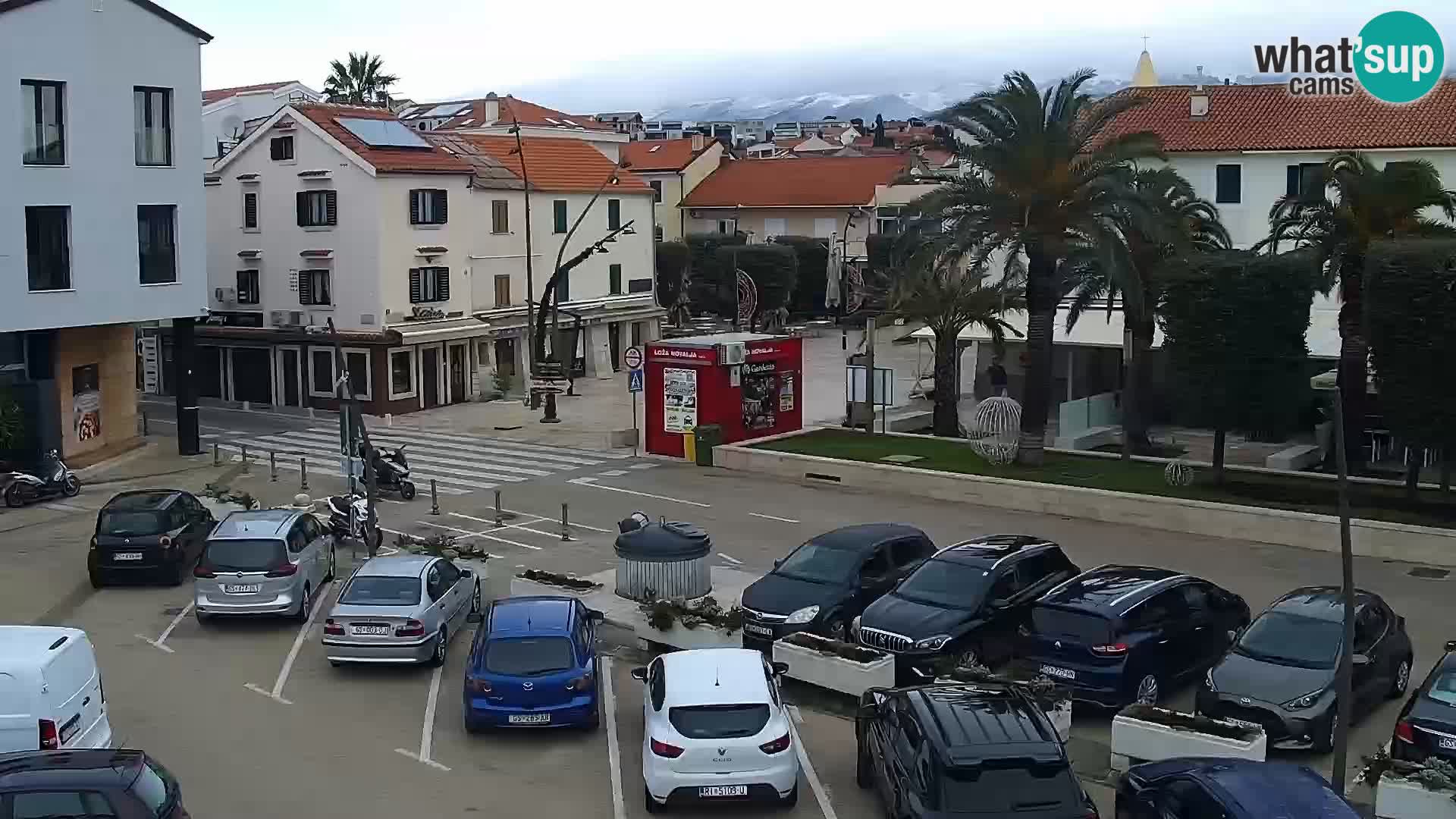 Webcam Novalja seaside promenade