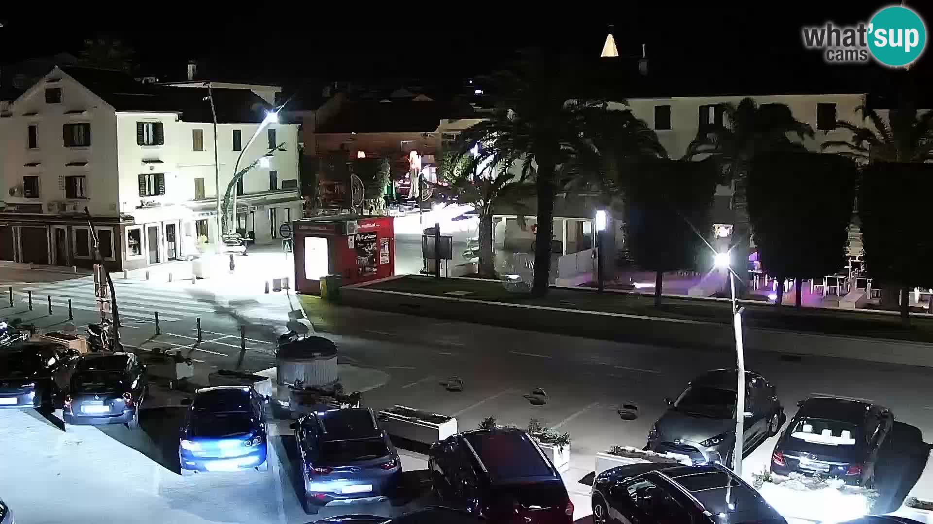 Web kamera Novalja promenada