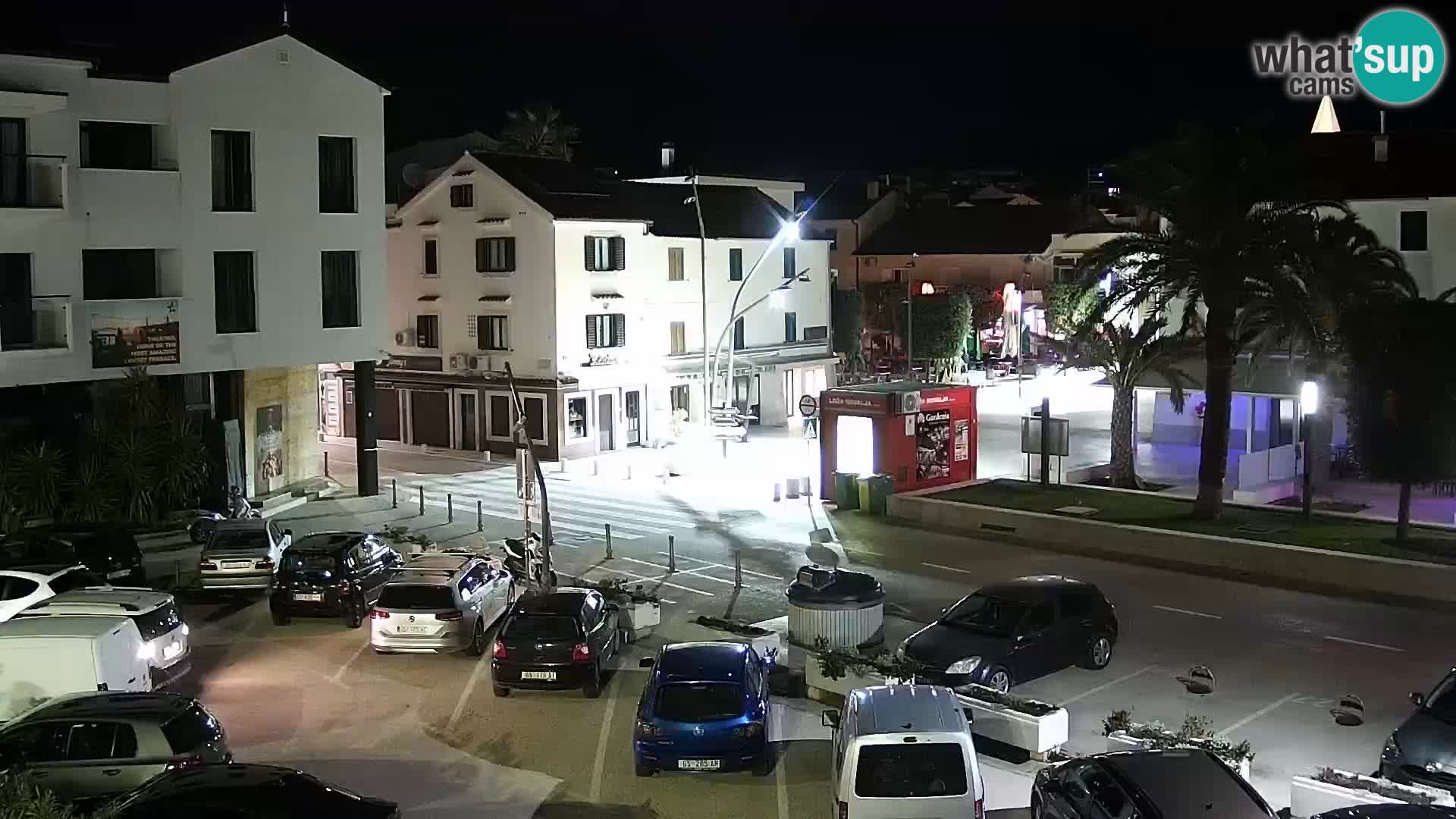 Novalja spletna kamera promenada