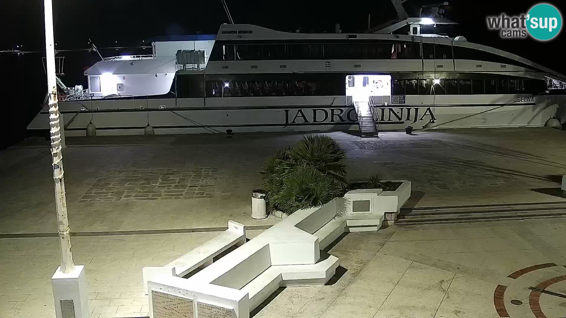 Livecam Promenade a Novalja