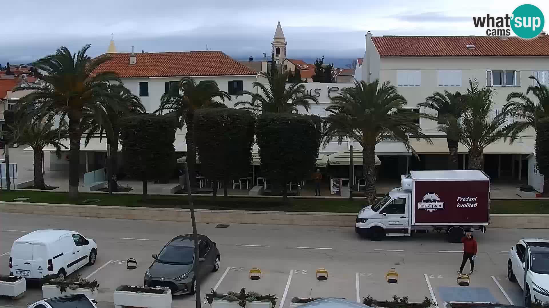 Novalja spletna kamera promenada