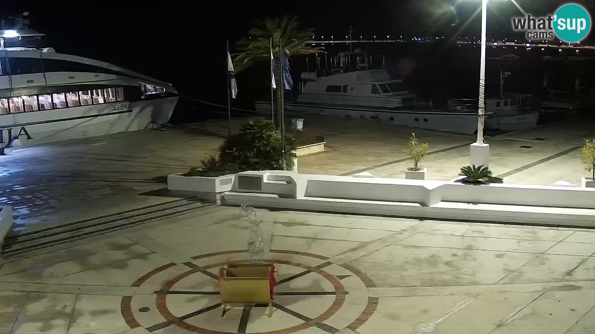 Web kamera Novalja promenada