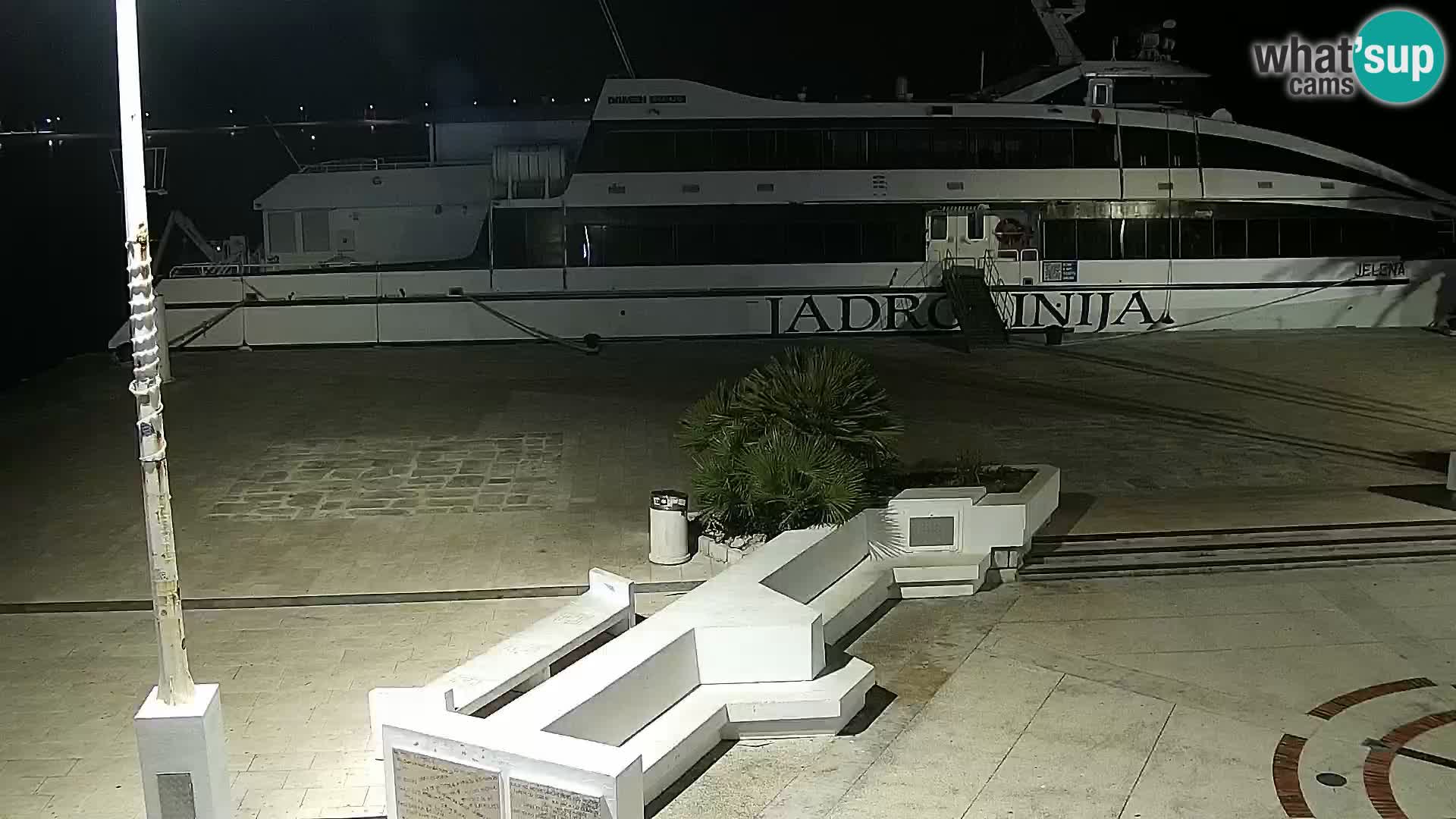 Webcam Novalja seaside promenade