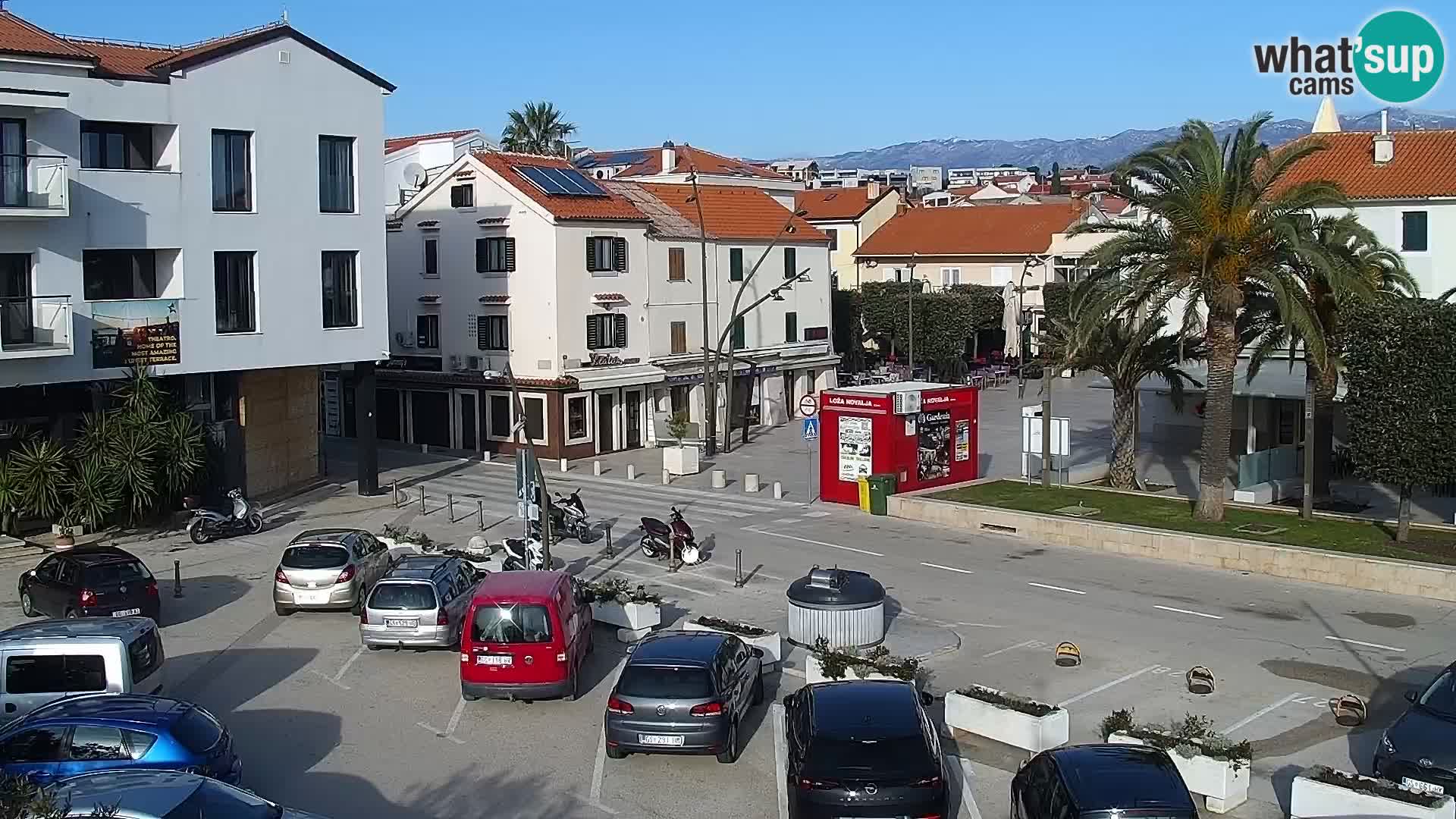 Novalja spletna kamera promenada