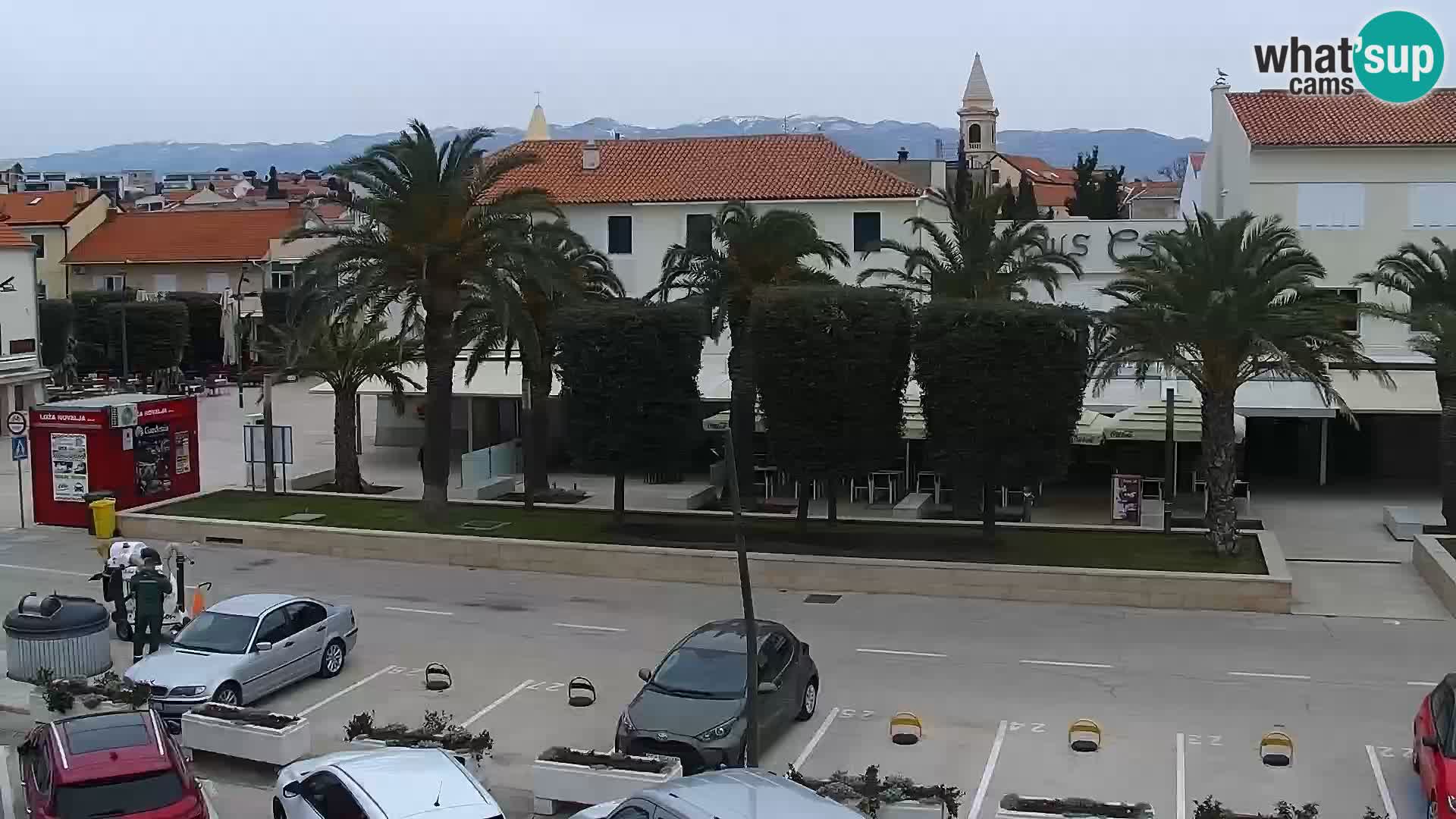 Webcam Novalja seaside promenade