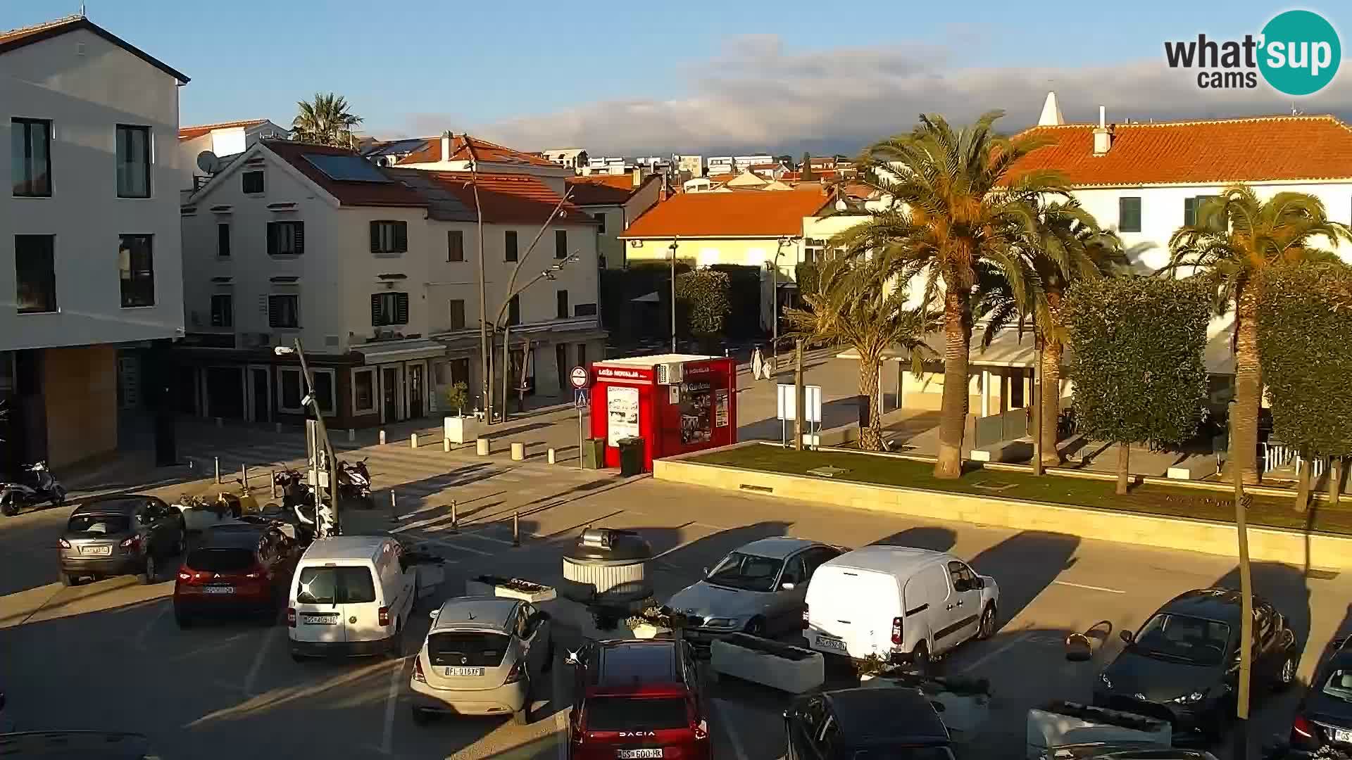 Webcam Novalja seaside promenade