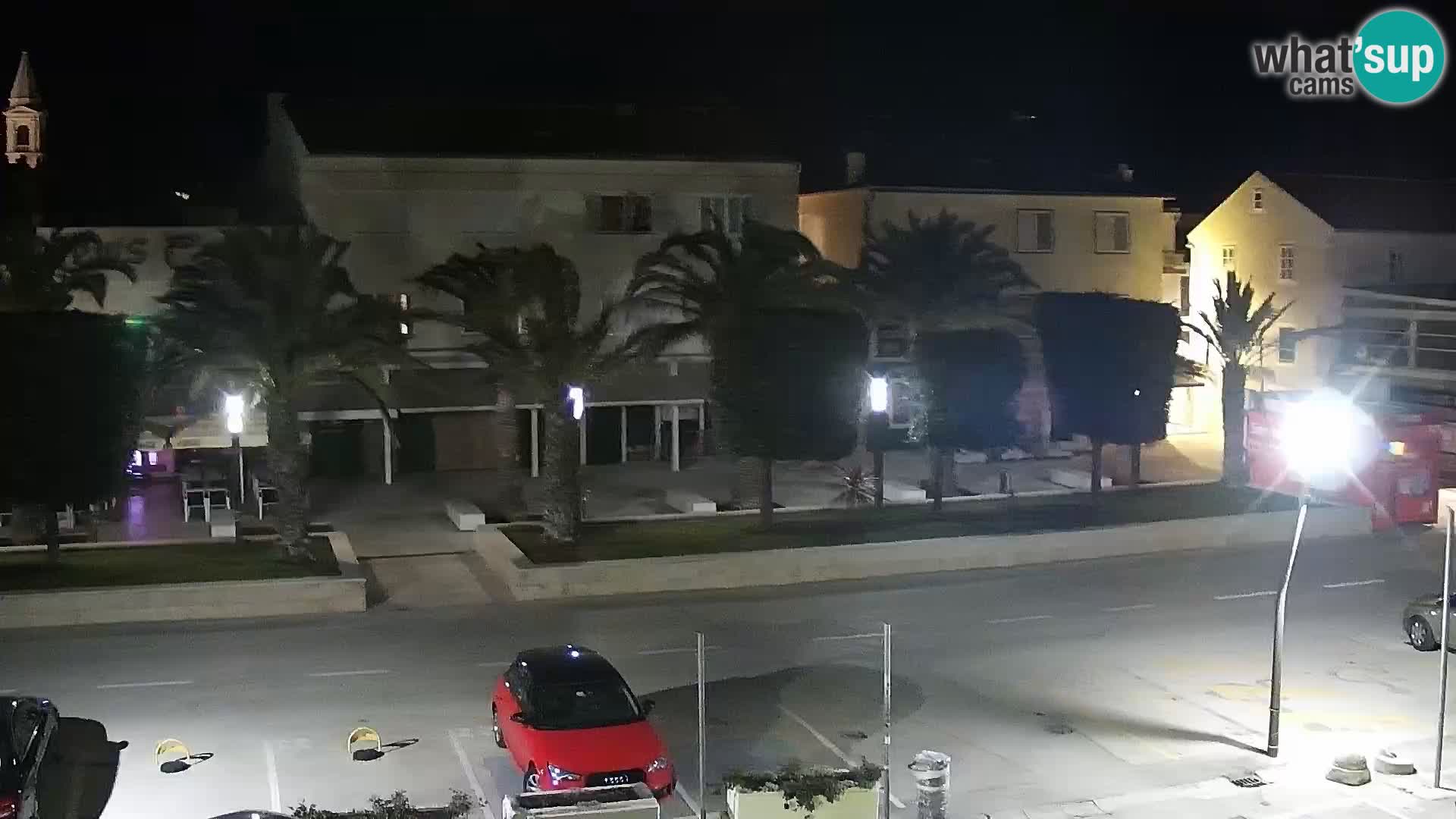 Webcam Novalja seaside promenade