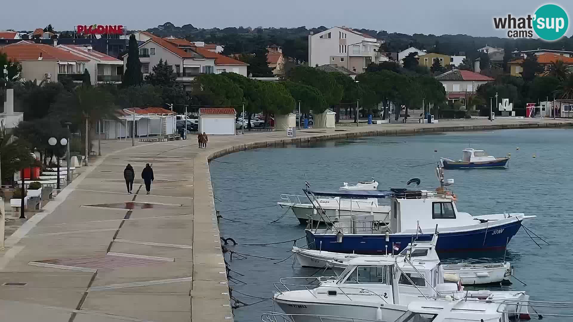 Novalja spletna kamera promenada