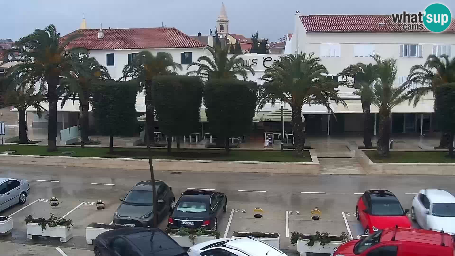 Novalja spletna kamera promenada