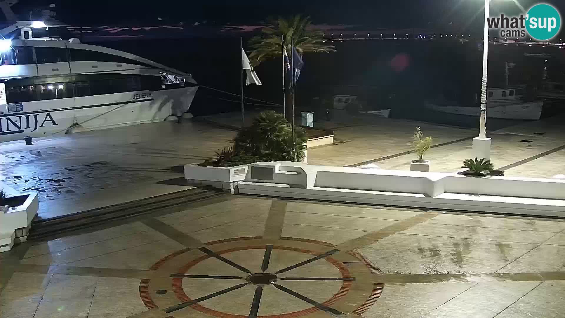 Webcam Novalja seaside promenade