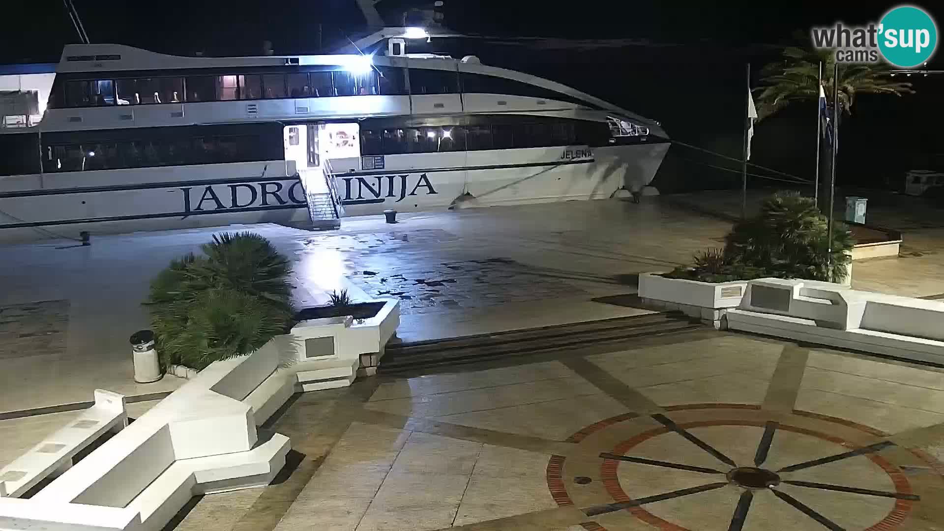 Webcam Novalja seaside promenade