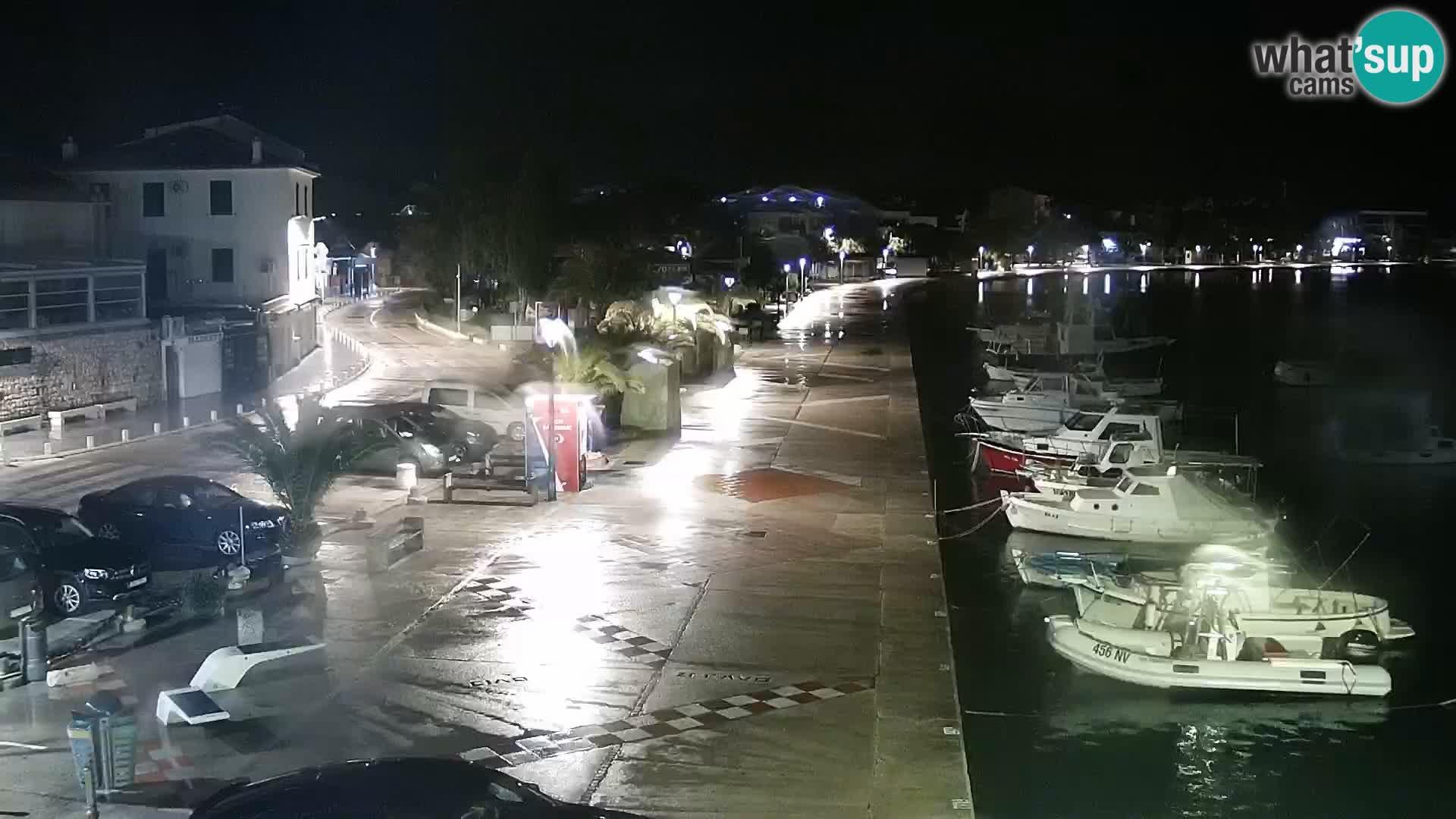 Novalja spletna kamera promenada