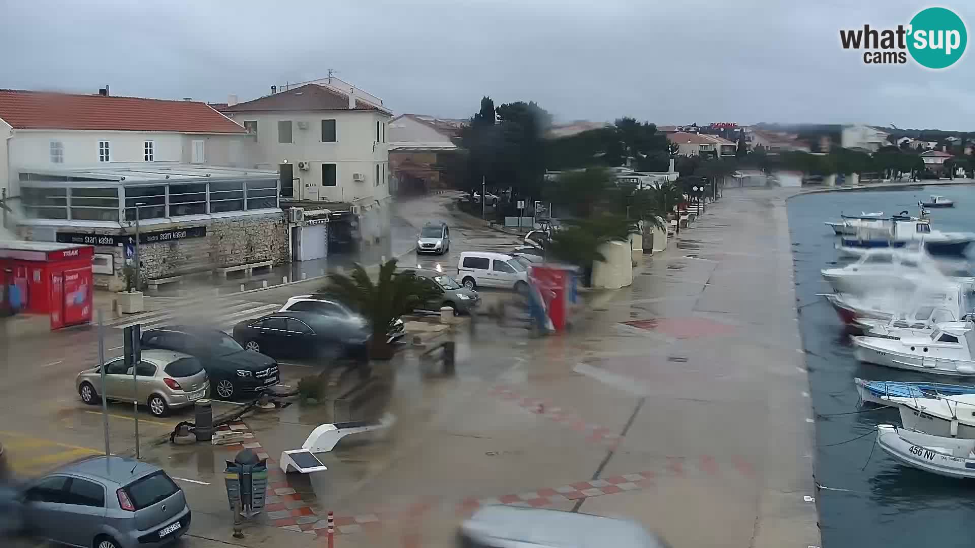 Web kamera Novalja promenada