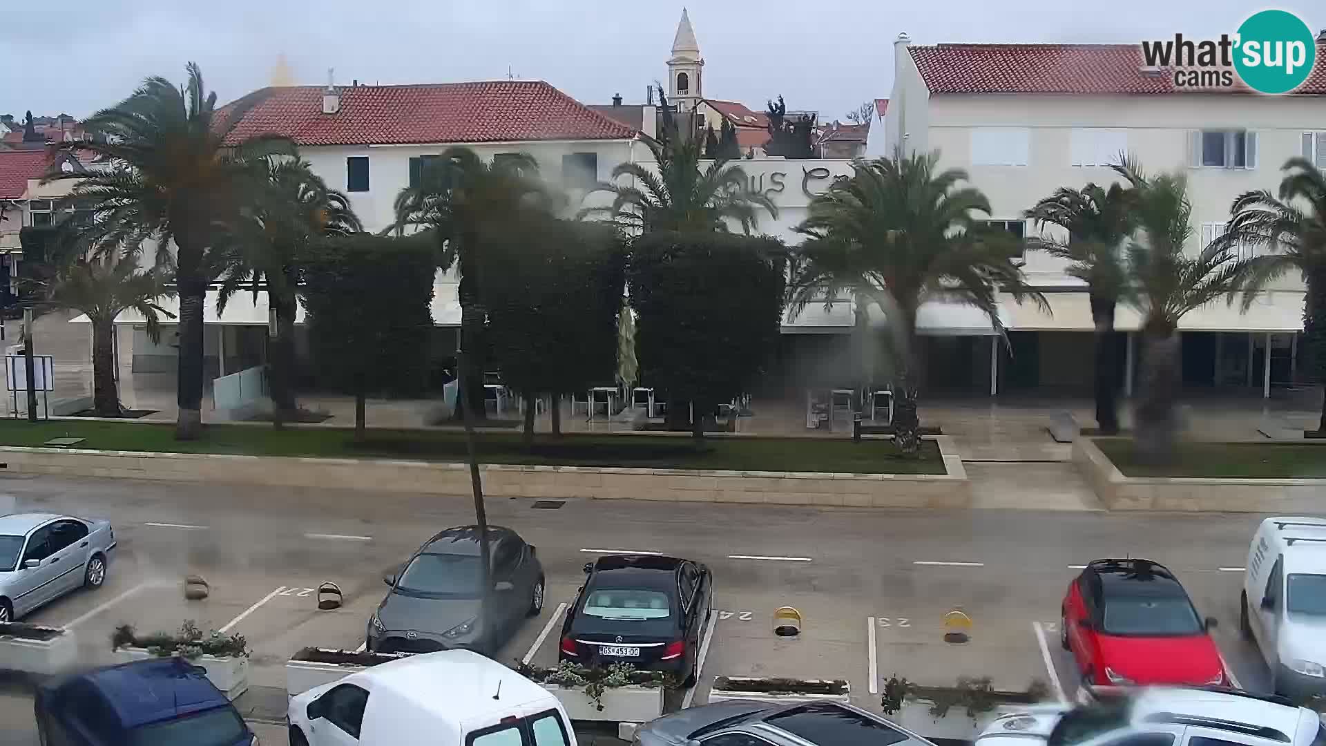 Novalja spletna kamera promenada