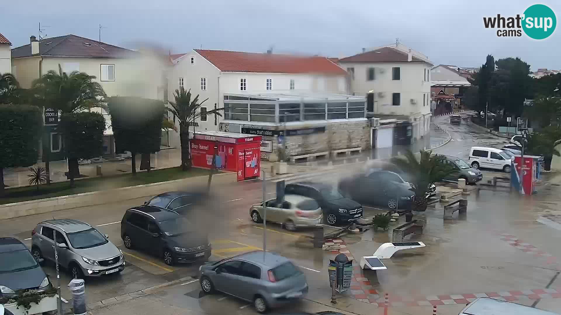 Web kamera Novalja promenada