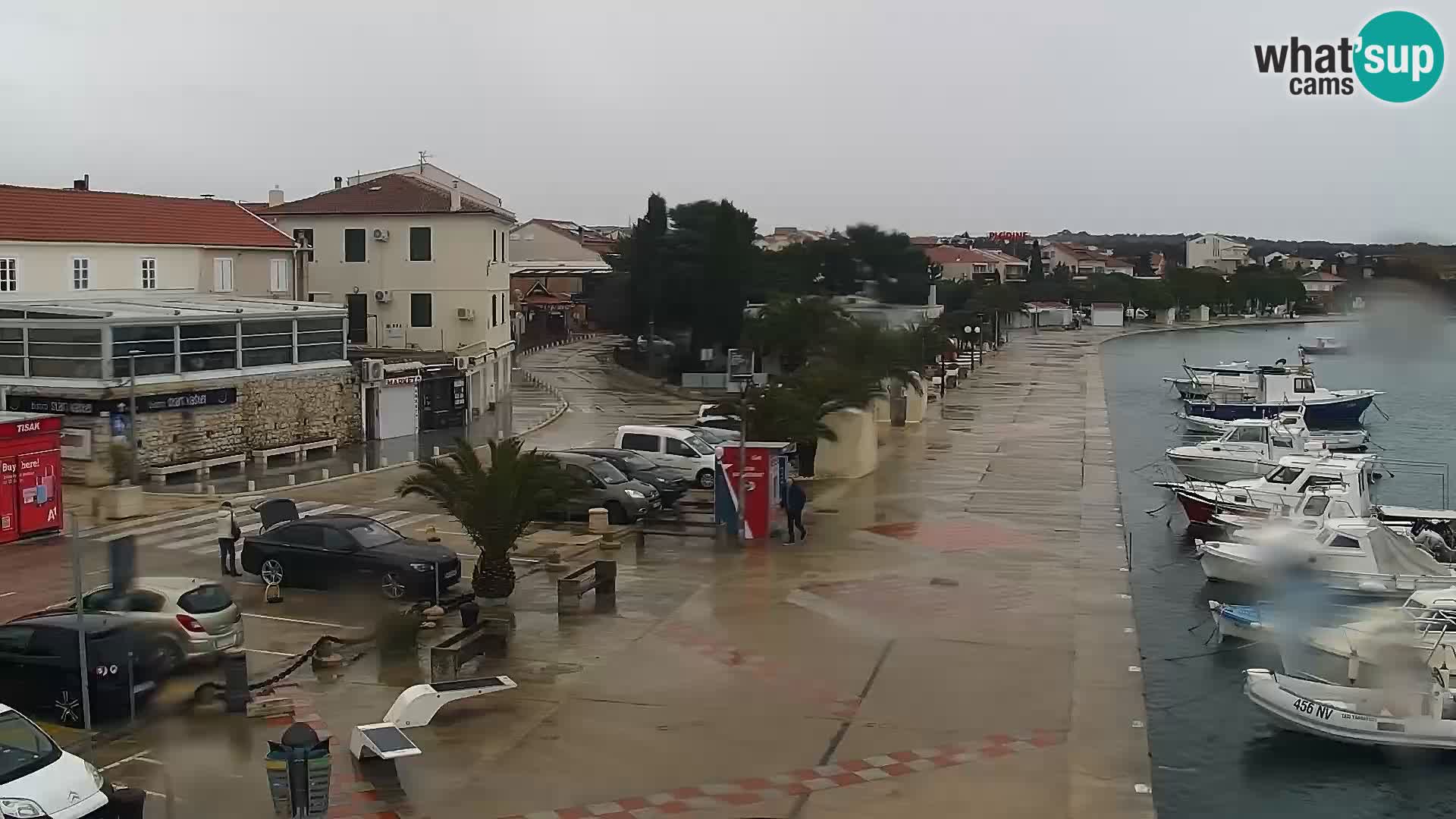 Webcam Novalja seaside promenade
