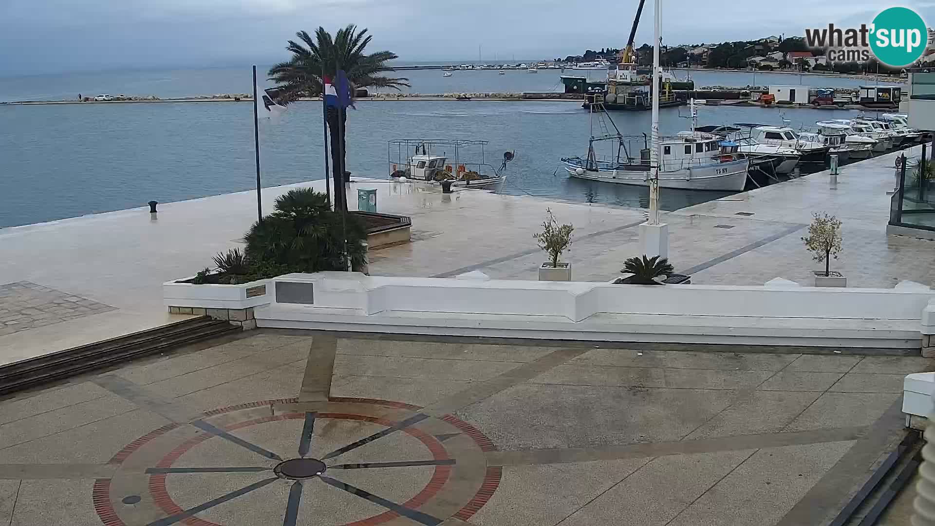 Webcam Novalja seaside promenade
