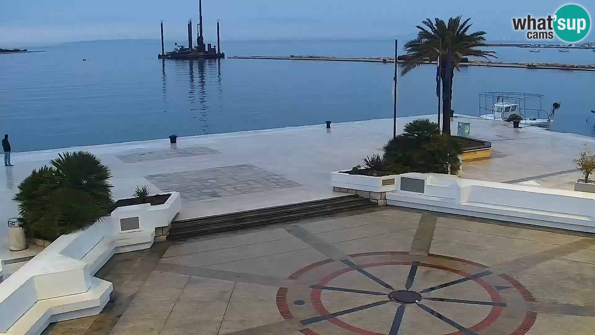 Novalja spletna kamera promenada