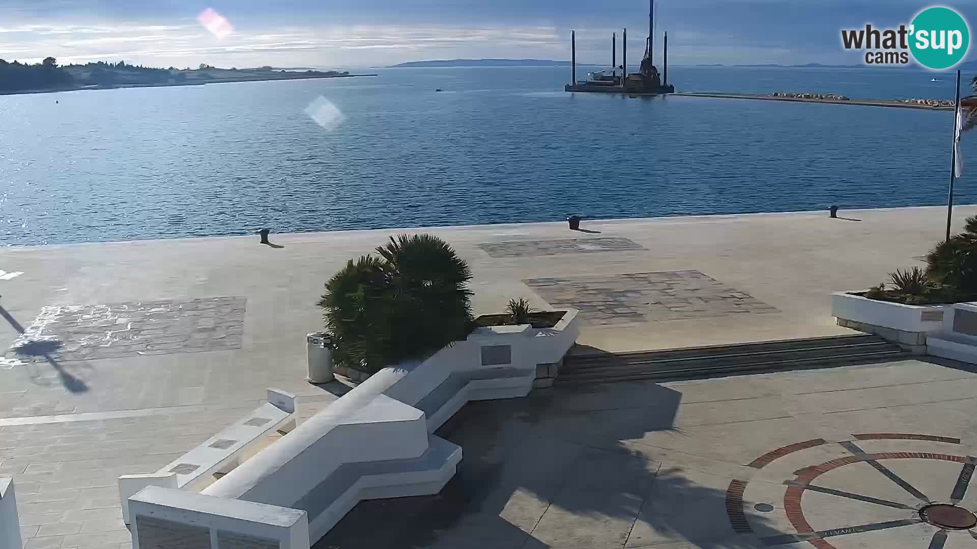 Web kamera Novalja promenada