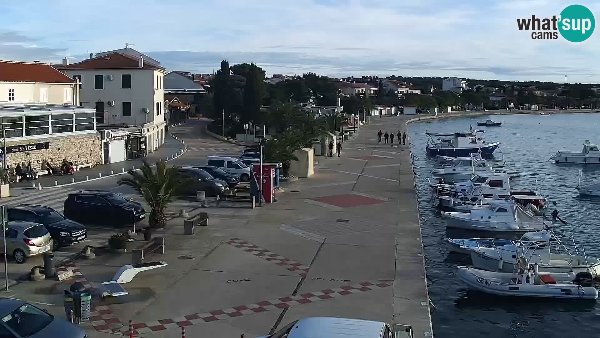 Novalja spletna kamera promenada