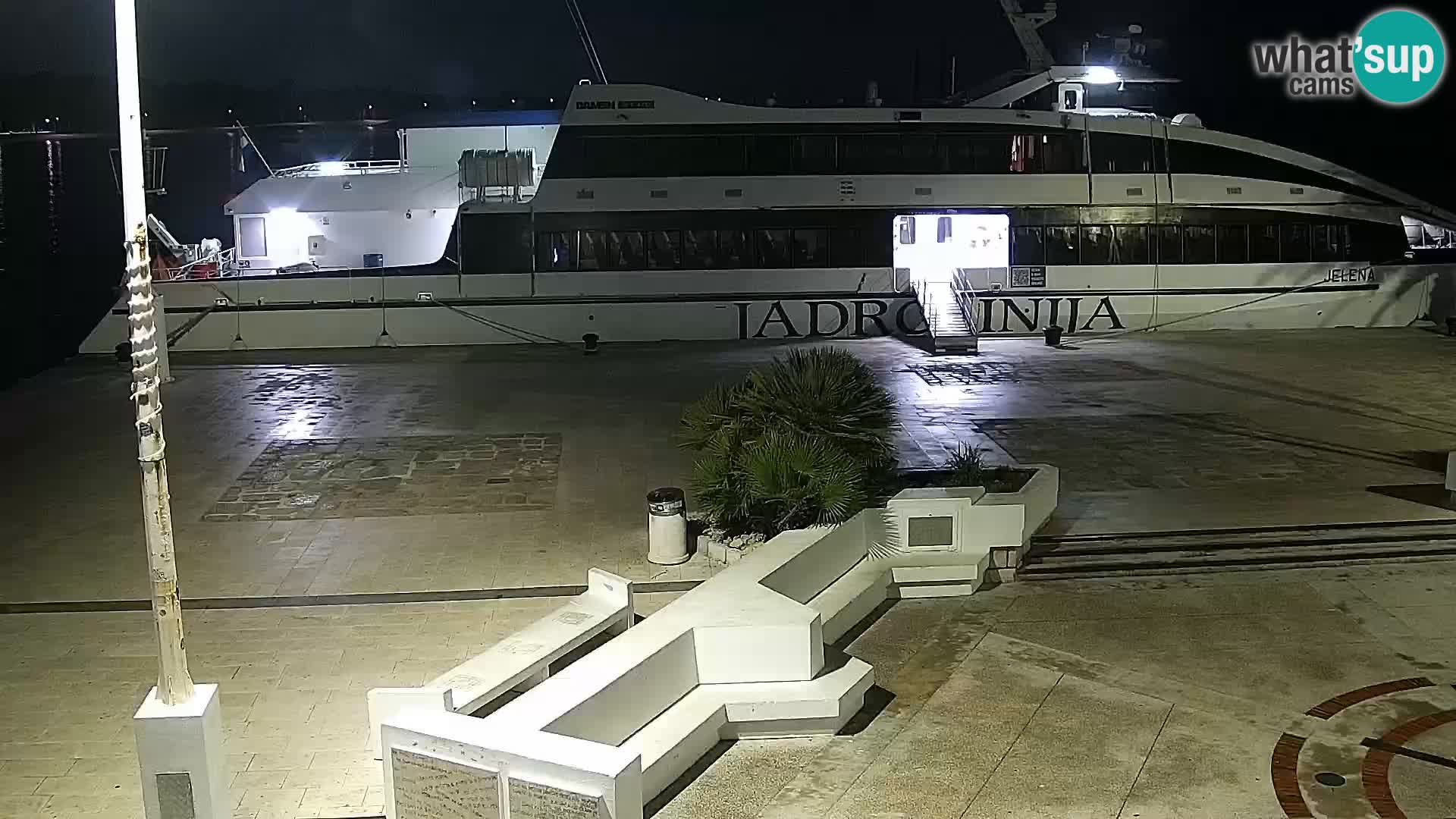 Webcam Novalja seaside promenade
