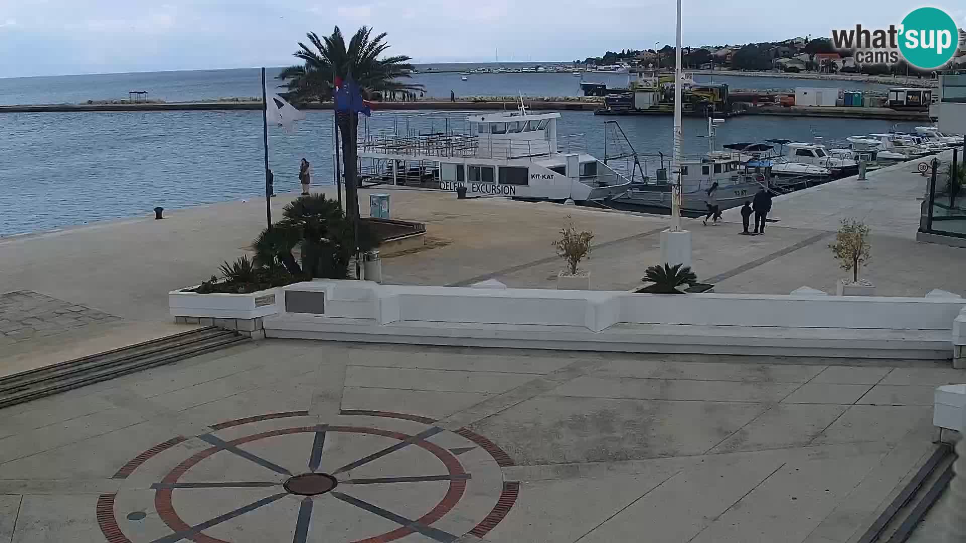 Novalja spletna kamera promenada