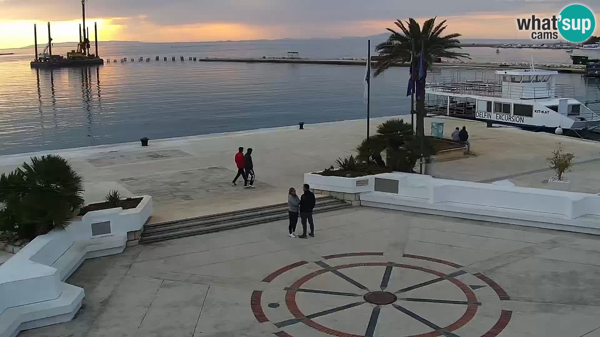 Webcam Novalja seaside promenade