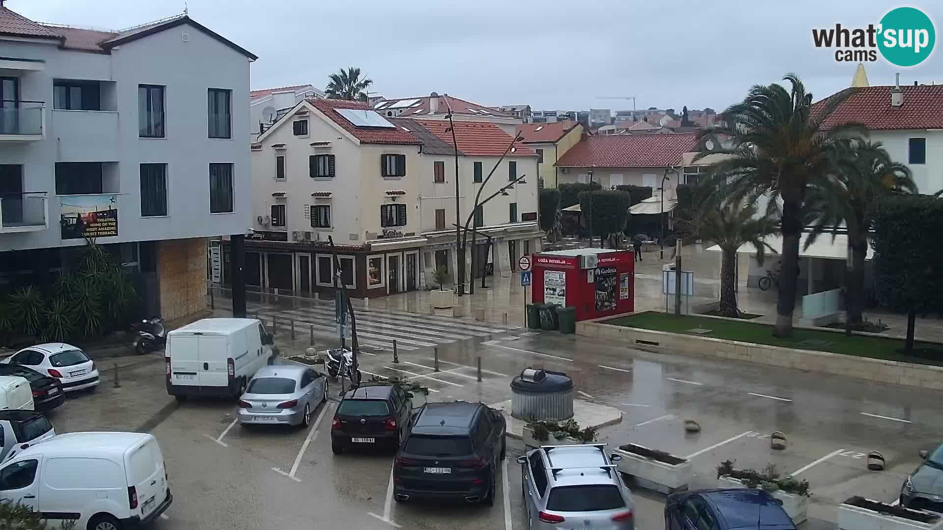 Webcam Novalja seaside promenade