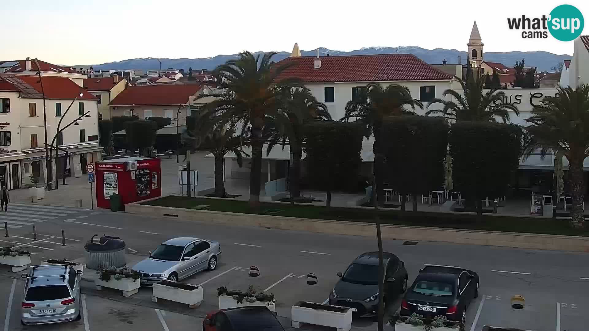 Webcam Novalja seaside promenade