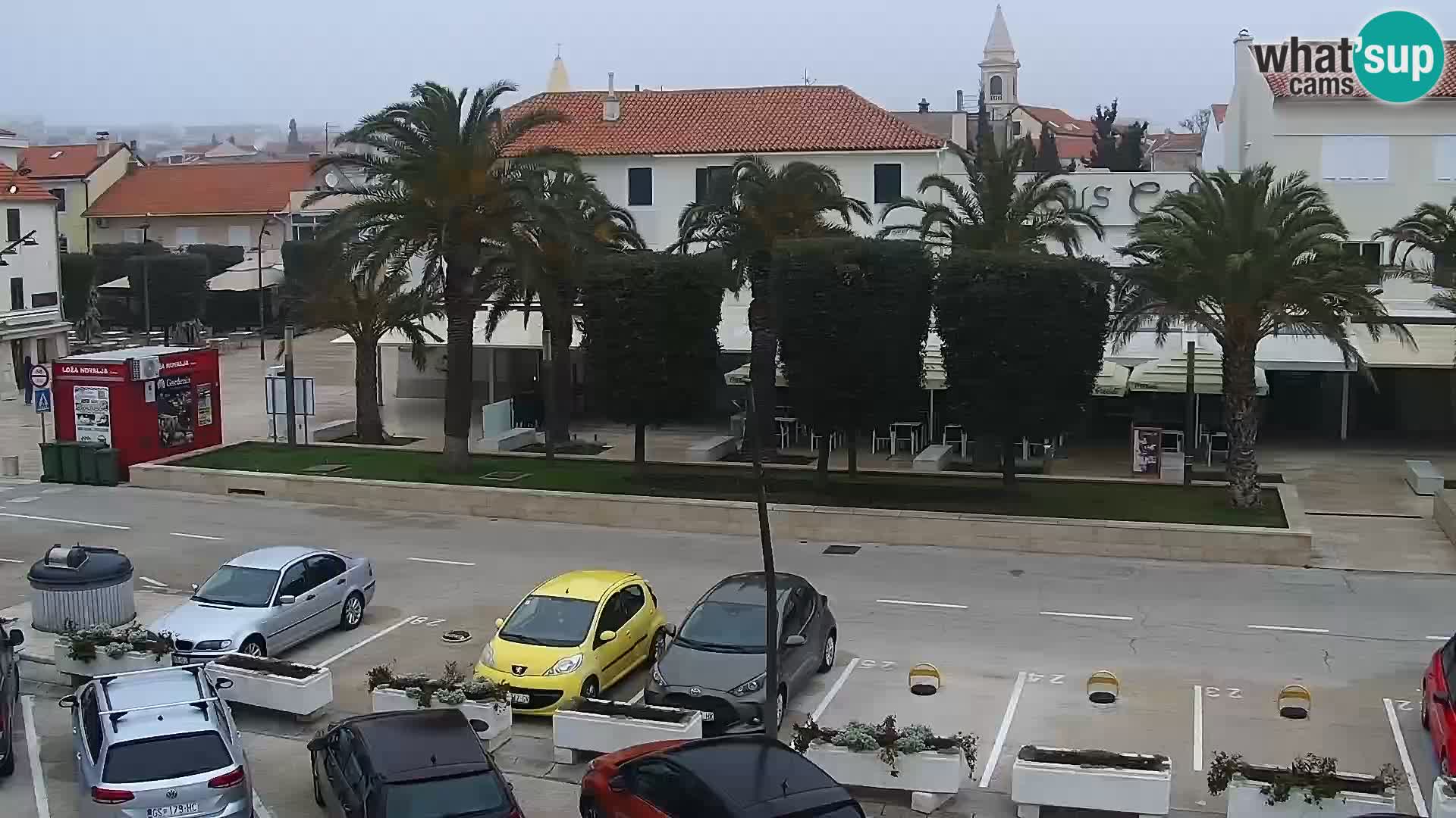 Web kamera Novalja promenada