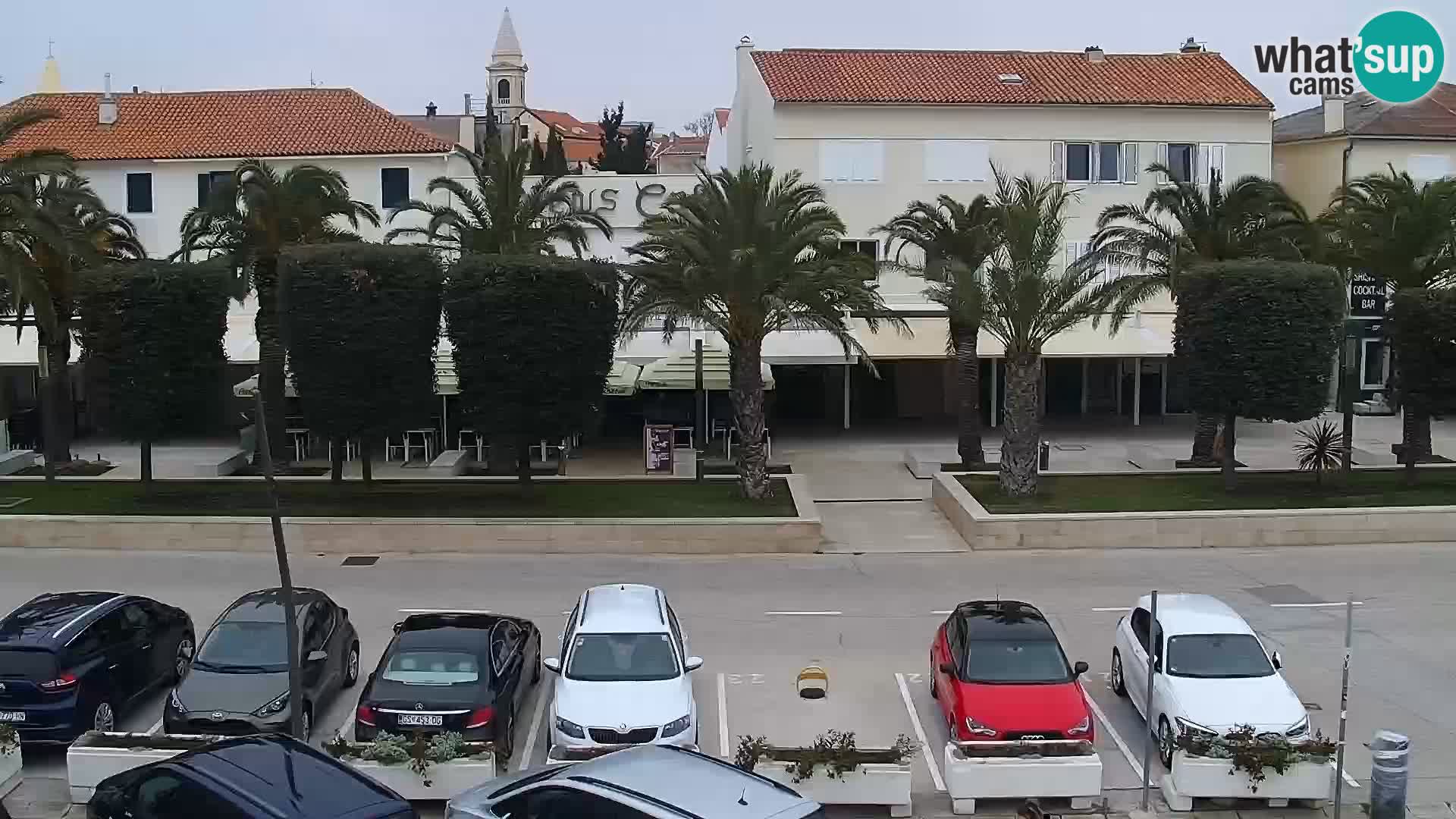 Web kamera Novalja promenada