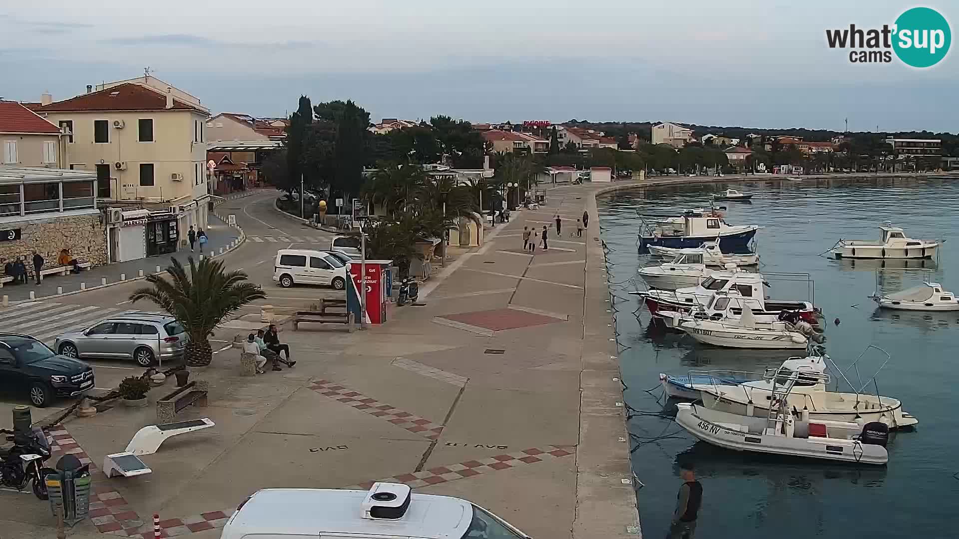 Web kamera Novalja promenada