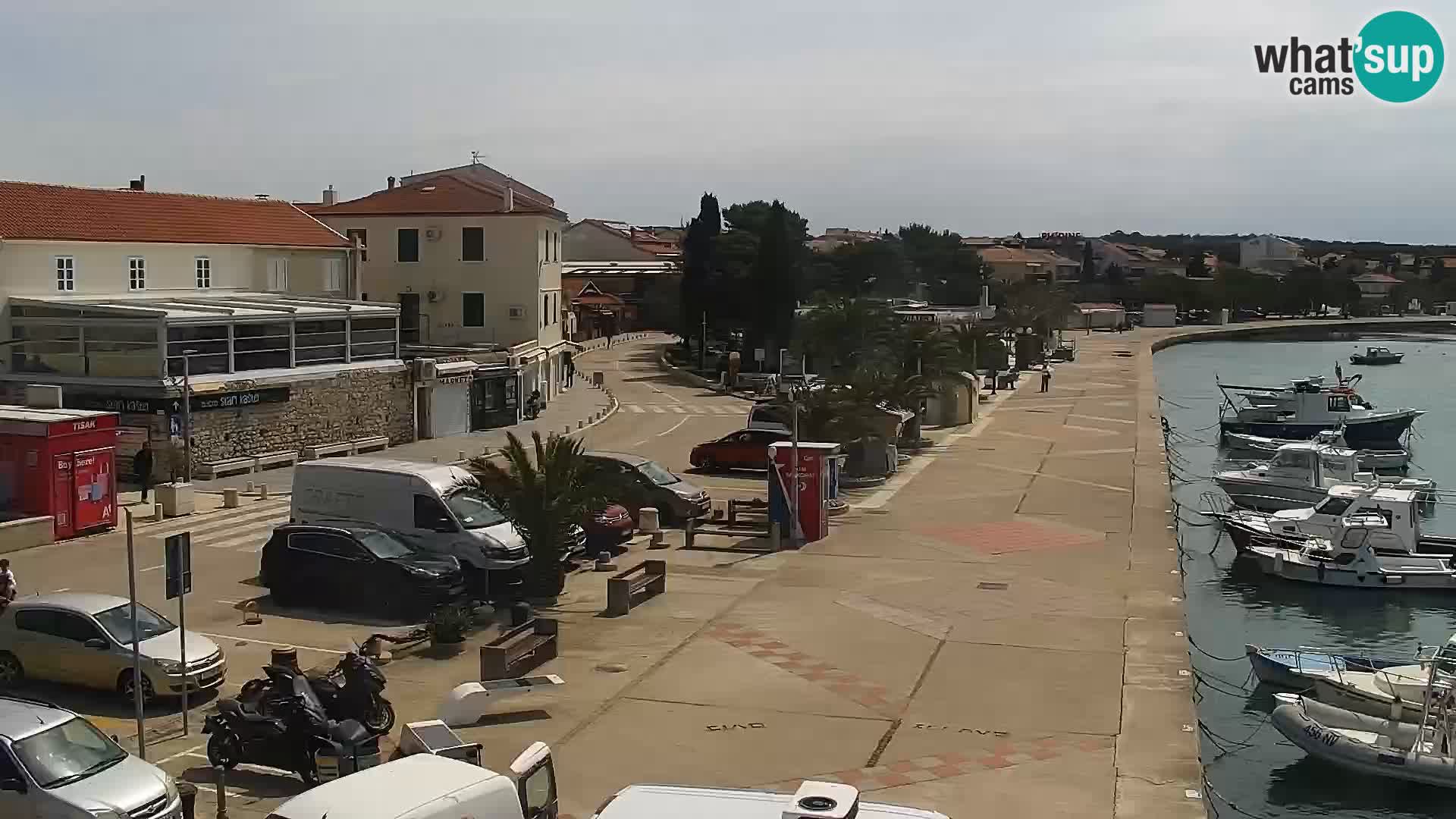 Web kamera Novalja promenada