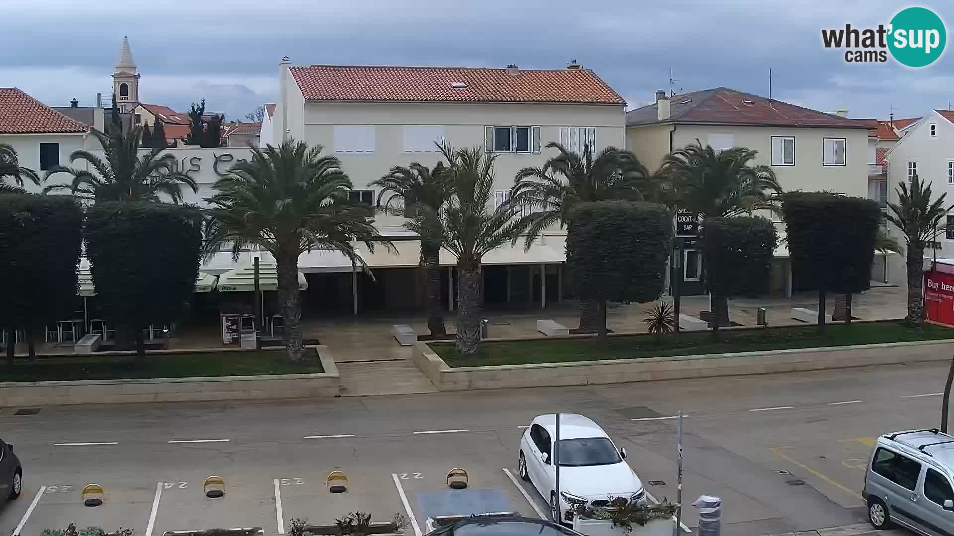 Webcam Novalja seaside promenade