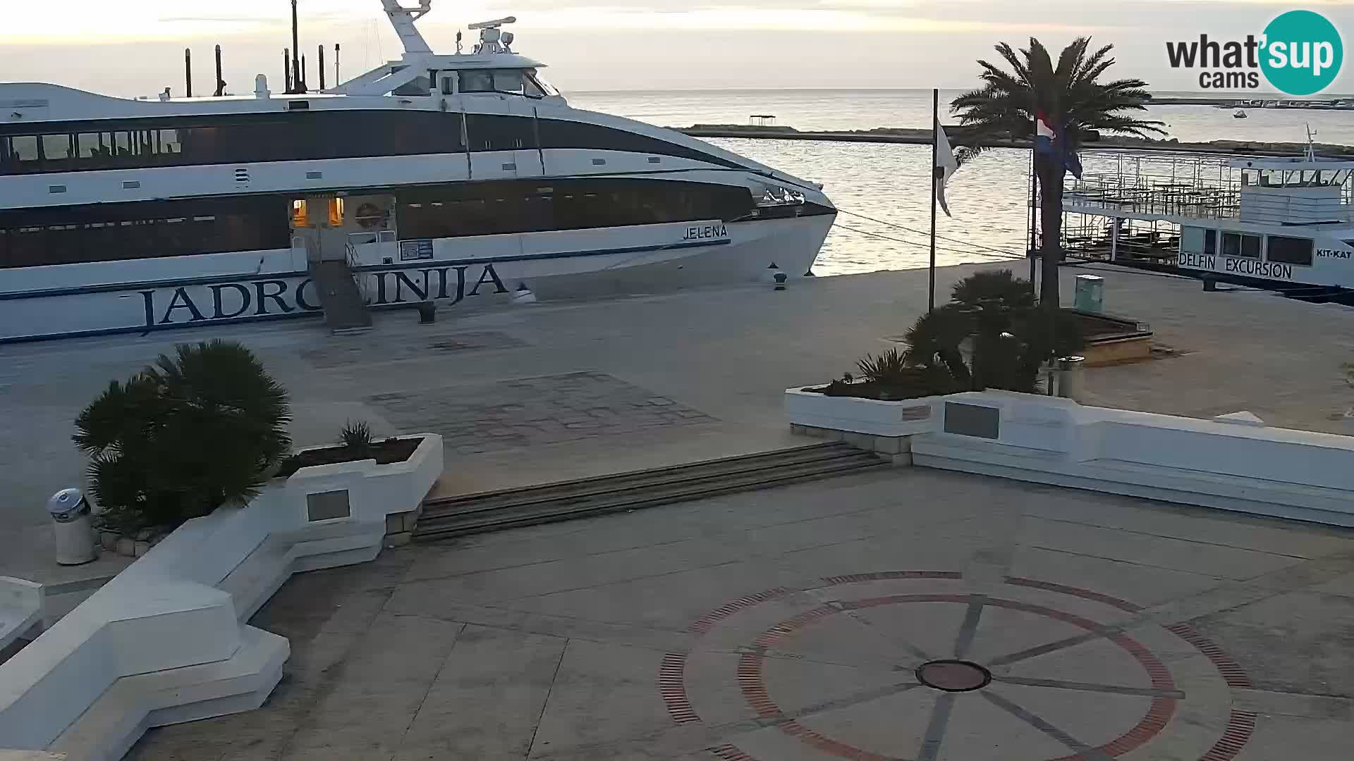Livecam Promenade a Novalja