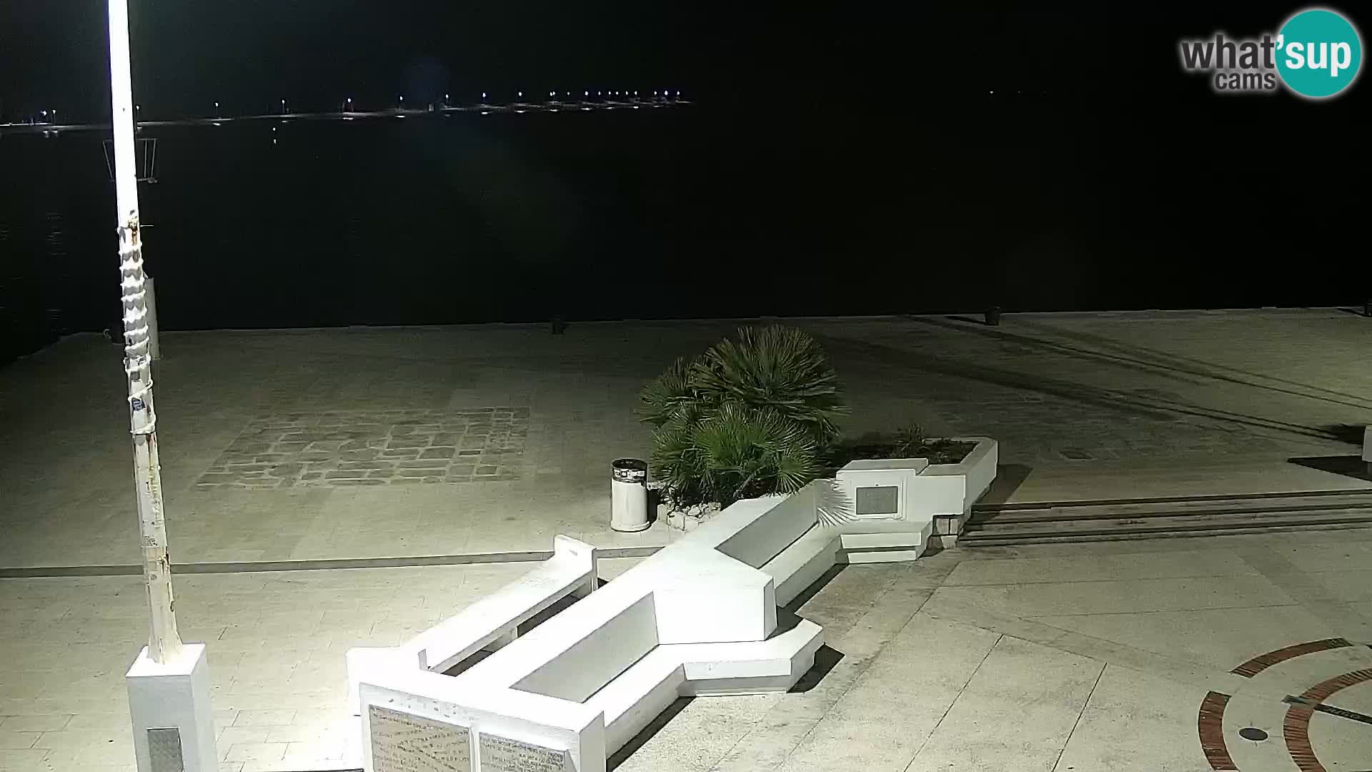 Livecam Promenade a Novalja