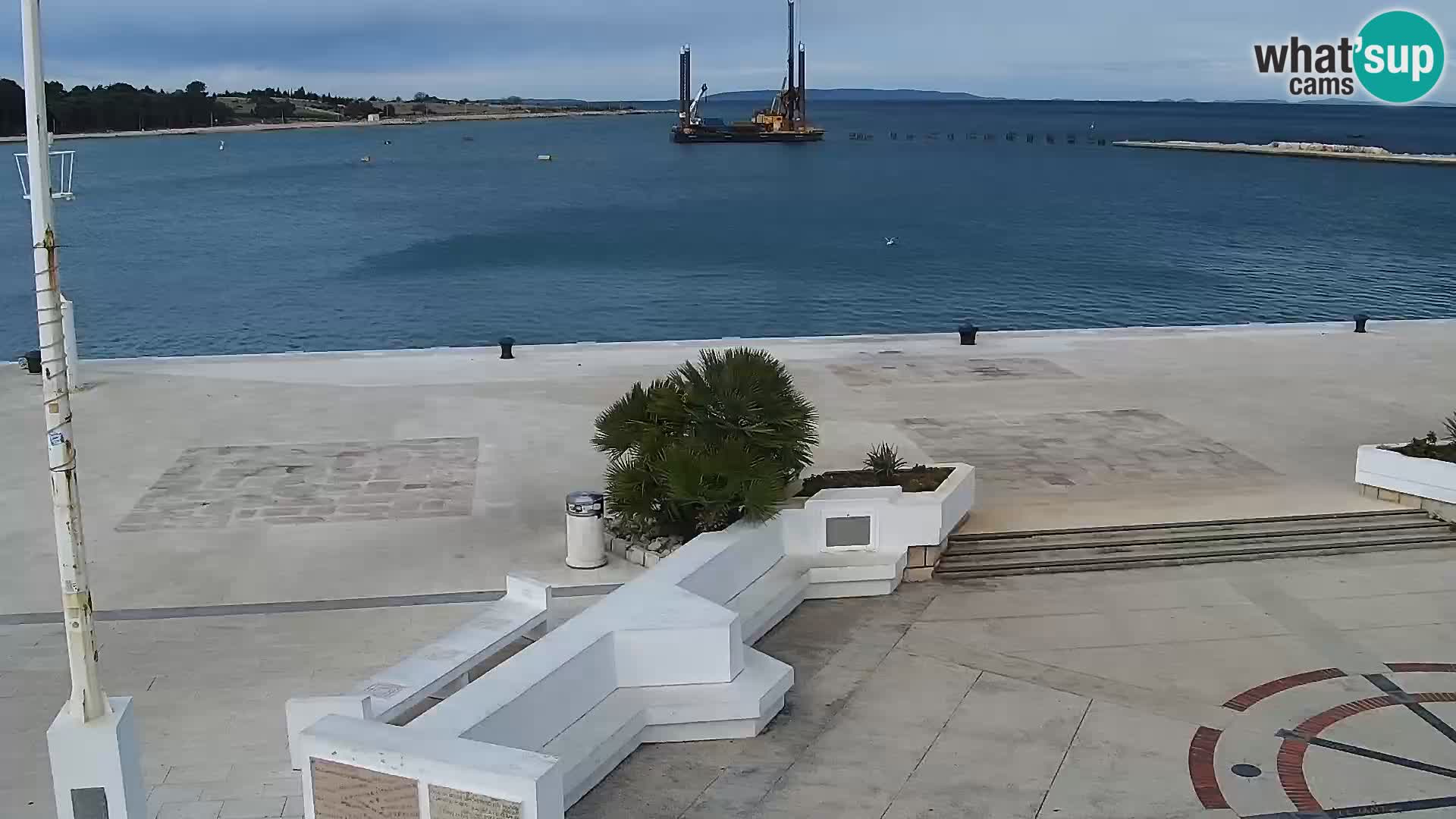 Webcam Novalja seaside promenade