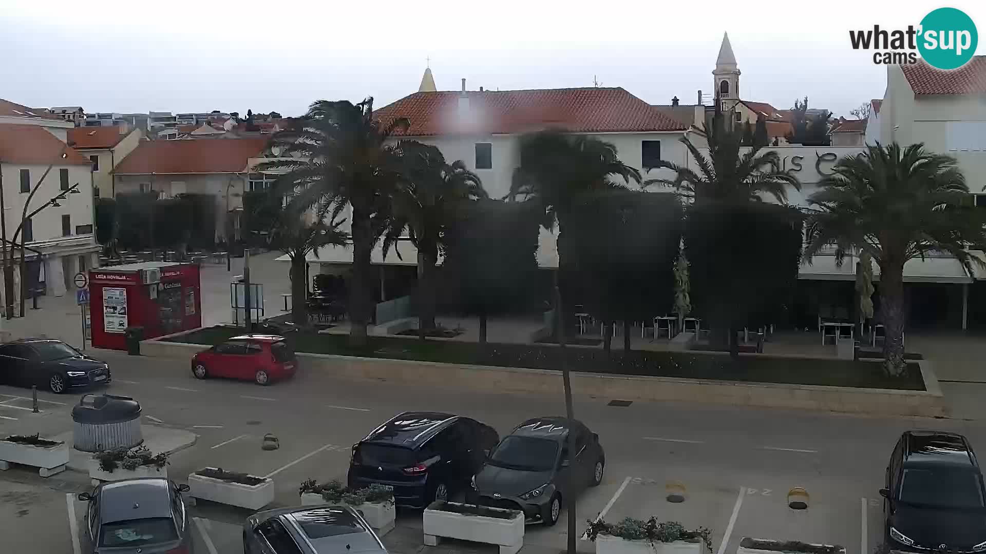 Webcam Novalja seaside promenade